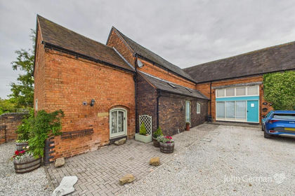 Land for sale in Wigginton and Hopwas