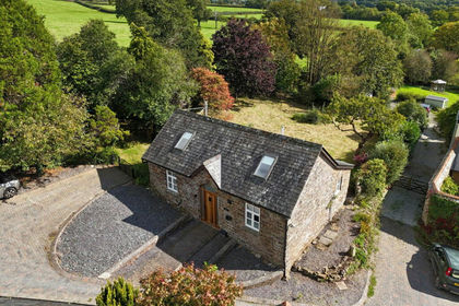 Land for sale in Iddesleigh