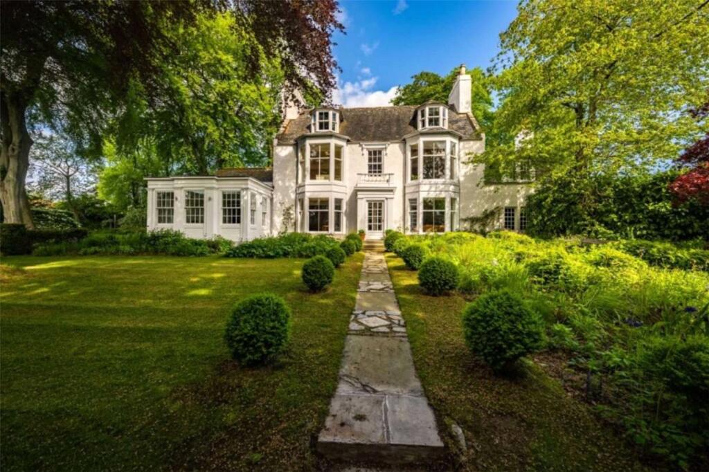 1 Acre House with Land for Sale in Aberdeen South, Aberdeen City | LandSale