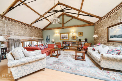 Barn Conversion for sale in Dorchester