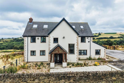 2 acres of House with Land for sale in Barlow