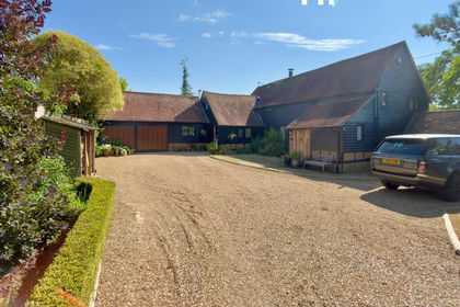 Barn Conversion for sale in Billingshurst