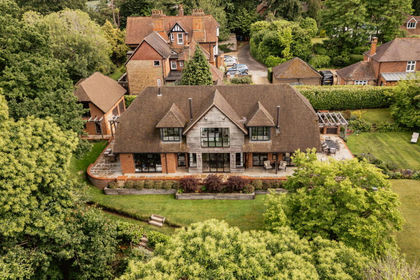 1 acre of House with Land for sale in Godalming