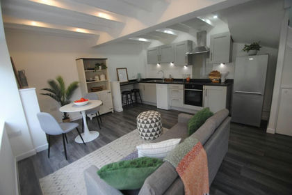 Barn Conversion for sale in Hemington