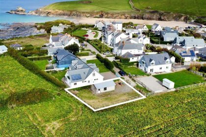 Land for sale in Padstow