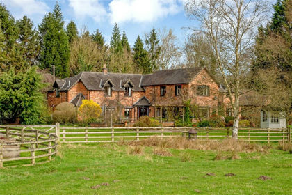 3.6 acres of House with Land for sale in Mercaston