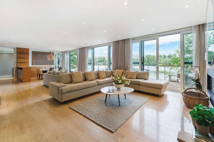 850 acres of Land for sale in Lechlade