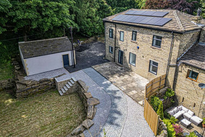 1.7 acres of Farmhouse for sale in Halifax