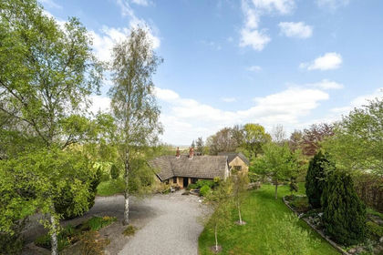 2.5 acres of House with Land for sale in Chiseldon
