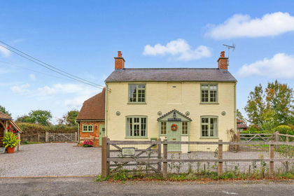 3 acres of Land for sale in Shinfield