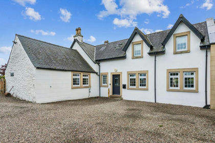 1.5 acres of House with Land for sale in Stirling and Strathallan