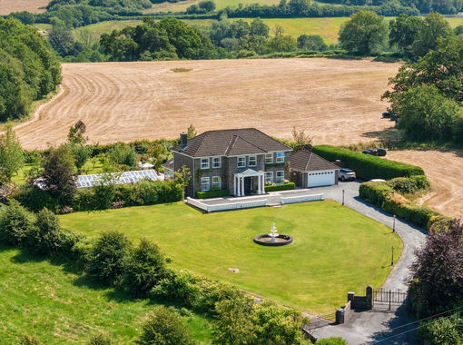 9.5 acres of House with Land for sale in Carmarthen