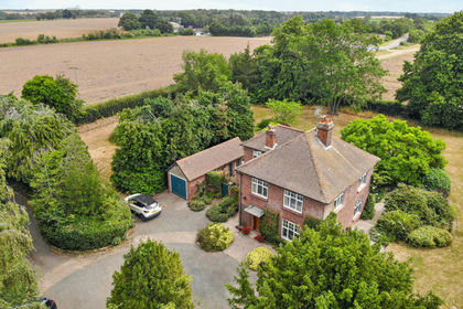 1 acre of House with Land for sale in Foxhall