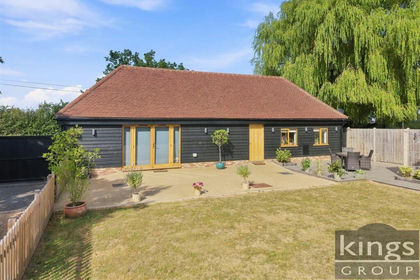 Barn Conversion for sale in Matching