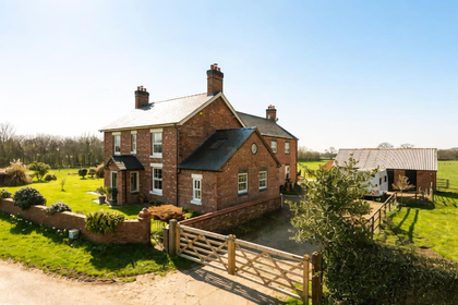 4.5 acres of Country Home for sale in Wem Rural