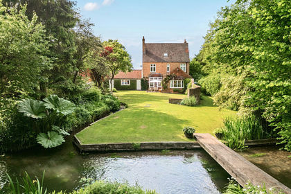 1.3 acres of Farmhouse for sale in Warminster