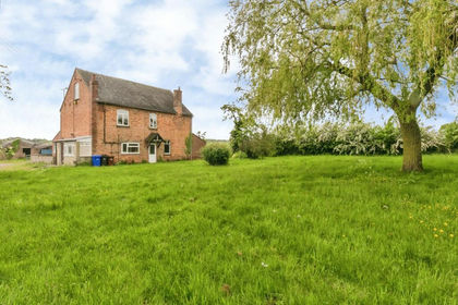 30 acres of Farm for sale in Uttoxeter Rural