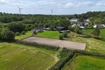 9 acres of Equestrian property for sale in Bradford