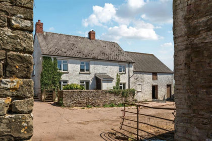 95.3 acres of Farm for sale in Skenfrith
