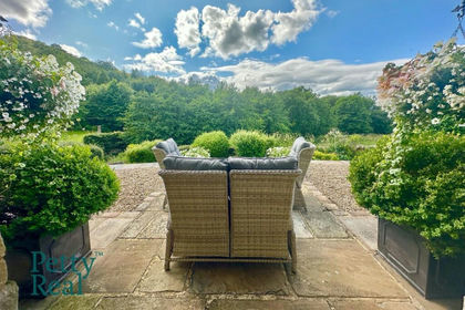 Barn Conversion for sale in Lothersdale