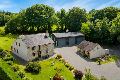 9.2 acres of Smallholding for sale in Pencarreg
