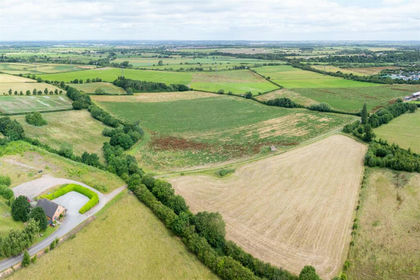 127.5 acres of Agricultural Land for sale in Melbourne