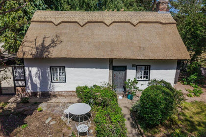1.6 acres of Cottage for sale in Utkinton and Cotebrook