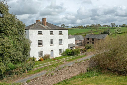 7.5 acres of House with Land for sale in Garway