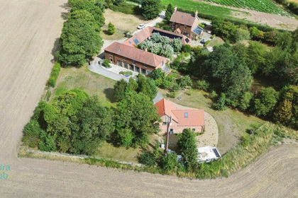 1.8 acres of Barn Conversion for sale in Torworth