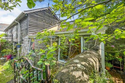 Cottage for sale in Ashburton