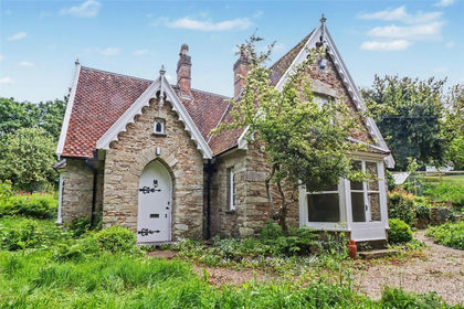 1 acre of Cottage for sale in Ilfracombe