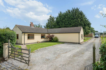2.5 acres of House with Land for sale in Dunham-on-the-Hill and Hapsford