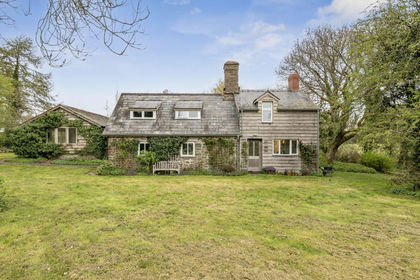 4 acres of Cottage for sale in Disserth and Trecoed