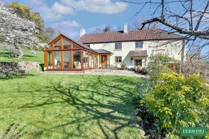 2 acres of Cottage for sale in Blaisdon