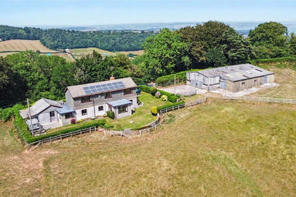 13.4 acres of House with Land for sale in Teignmouth