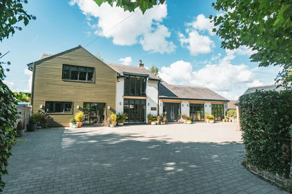 Barn Conversion for sale in Chesterfield