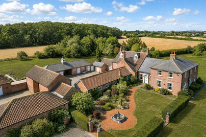 23.5 acres of Country Estate for sale in Thorpe in the Glebe