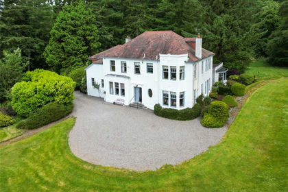 5 acres of Country Home for sale in Stirling and Strathallan