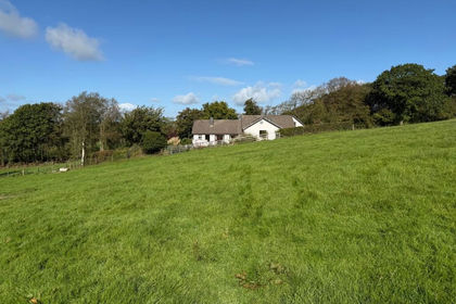 30 acres of Smallholding for sale in Llangybi