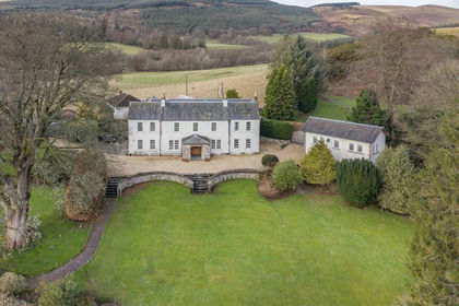 12 acres of Country Estate for sale in Dunfermline and Dollar