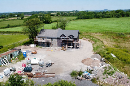 1.5 acres of House with Land for sale in Llanddarog