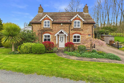 1.5 acres of House with Land for sale in Timberland