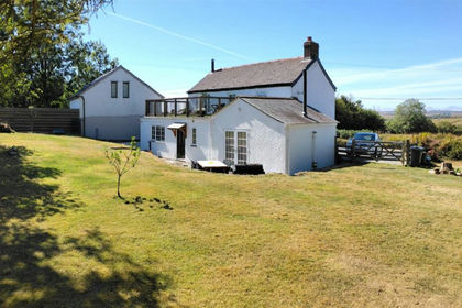 Cottage for sale in Tregony with Cuby