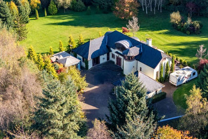 1.3 acres of House with Land for sale in Livingston