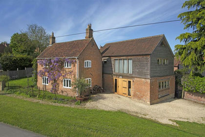 Barn Conversion for sale in Tetsworth