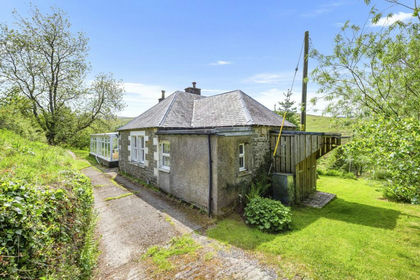 1 acre of Cottage for sale in Berwickshire, Roxburgh and Selkirk