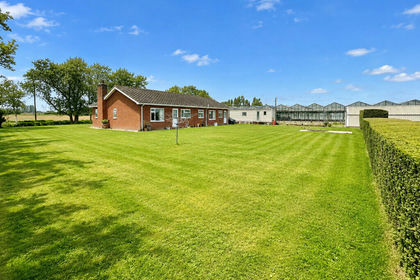 6.7 acres of House with Land for sale in Gedney