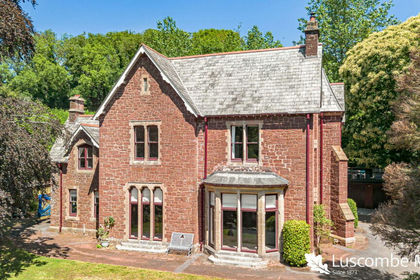 1 acre of House with Land for sale in South Devon