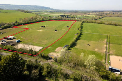 7.6 acres of Equestrian property for sale in Charlton
