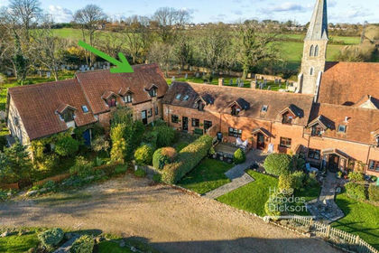 Barn Conversion for sale in Northwood